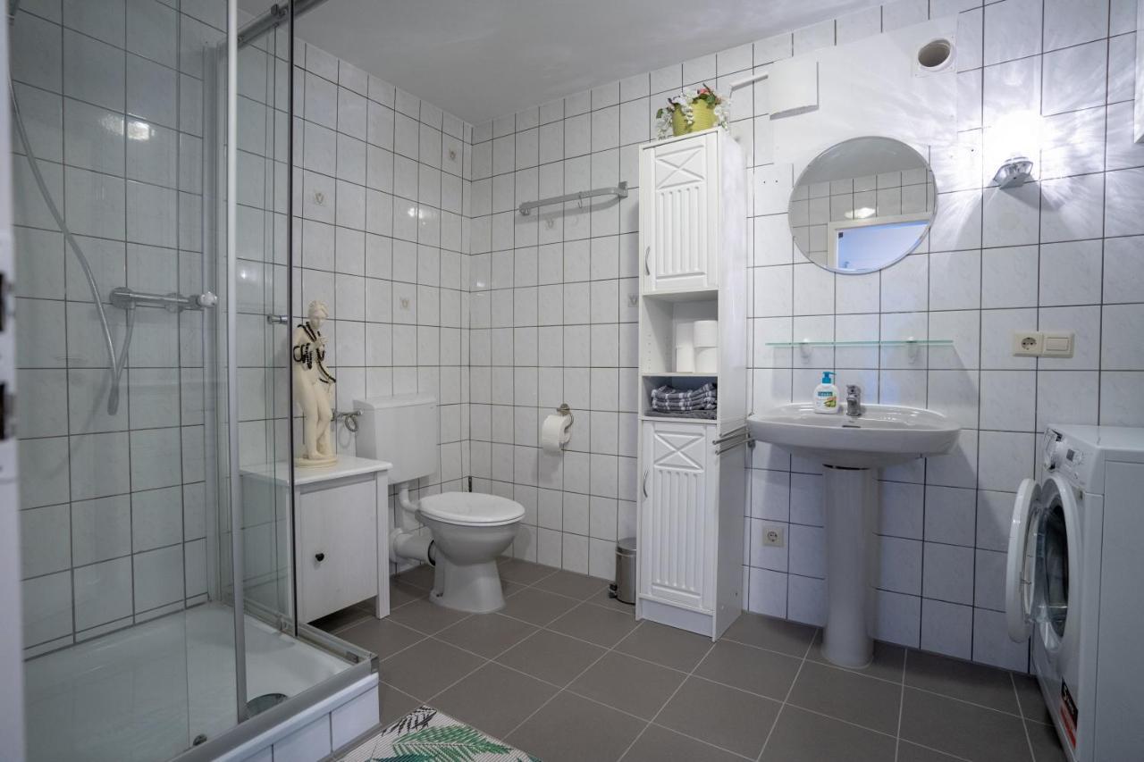 3-Zimmer Haus 85Qm Mit Balkon Bis Zu 8 Personen Winningen Extérieur photo